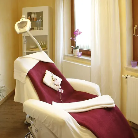 Hotel Waldblick 4*